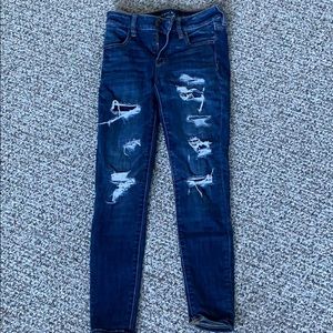 American Eagle Ripped Skinny Jean